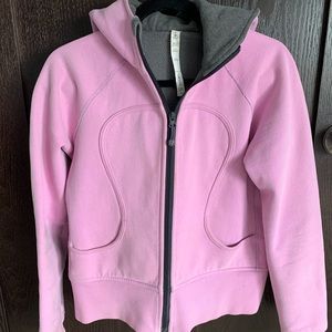 Lululemon sweatshirts